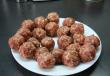 Beef meatballs - recipe with photos, how to cook in the oven with a side dish of rice and mushroom sauce Minced beef meatballs recipe
