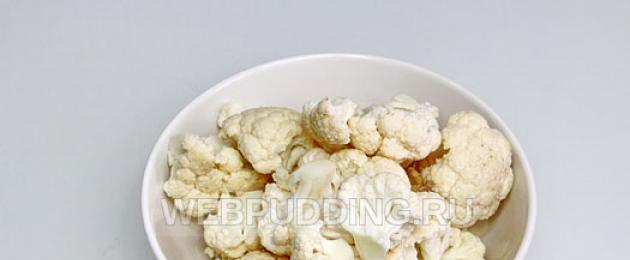 Cooking diet cauliflower baked in the oven with cheese.  Cauliflower in the oven Cauliflower baked with cheese in a creamy
