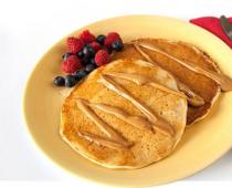 Banana pancakes with flour - a step-by-step recipe with a photo, how to cook them without milk Banana pancakes only