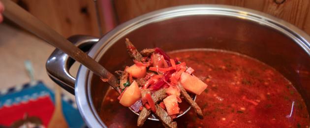 Cooking red borscht.  What to do to make borscht red.  Red borsch without adding beets