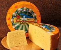 다양한 치즈의 칼로리 함량(Adyghe에서 브리까지)