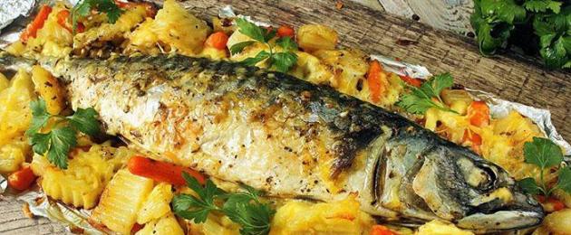 얼마나 맛있는 생선을 구울 수 있습니까?  오븐에서 구운 생선 - 사진이있는 요리법.  전체 또는 조각으로 맛있게 요리하는 방법.  가재 소스에 구운 청어