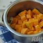 크림을 곁들인 호박 퓨레 수프의 고전적인 요리법 : 준비 방법 및 팁
