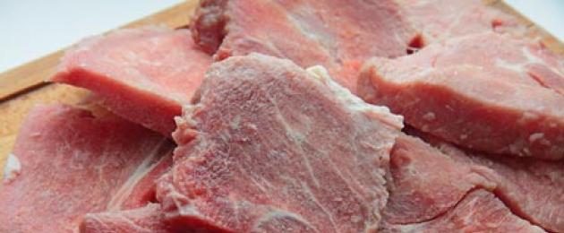 Рецепт: Свинина по-степному - мясо в картофельной шубке со сливками. Свиные отбивные под шубой в духовке Свиная отбивная под картофельной шубой в духовке