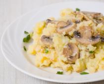 Köstliche Gerichte aus Pilzen und Kartoffeln: Kochrezepte Hauptgerichte mit Pilzen und Kartoffeln